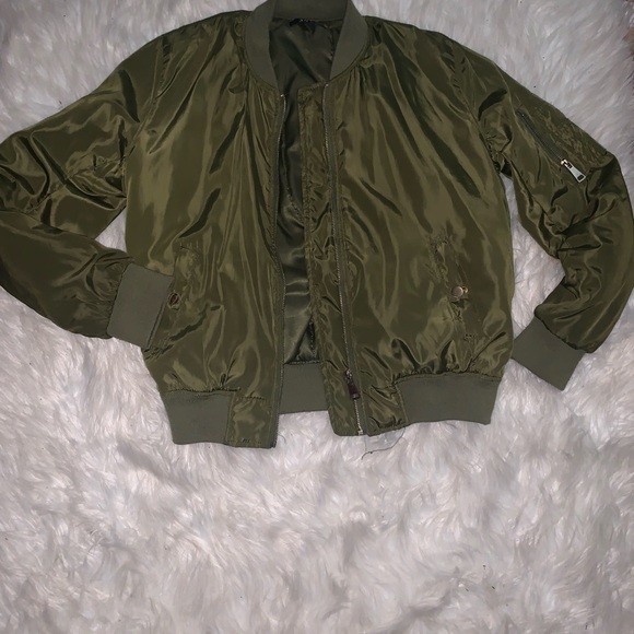 Green military bomber jacket - Picture 3 of 6